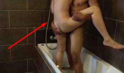 Ingin Sensasi Berbeda Ajak Pacarku Main Di Bathtub