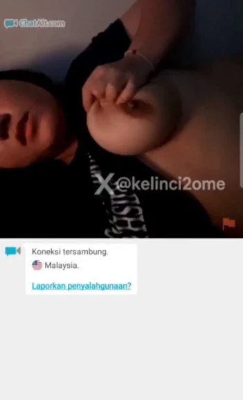 Bokep Ome Cewek Malay Pamer Tobrut Dan Memek
