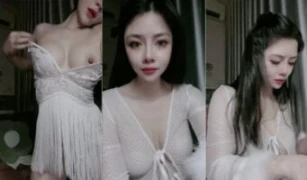 Selina Joget Nakal Striptis Pamer Puting
