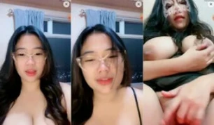 Tambah Cakep Monika Pamerin Toket Brutal